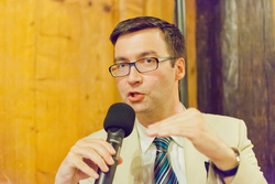 Dr. Alexander Kissler spricht auf der 20. Domspatz-Soire in Mnchen