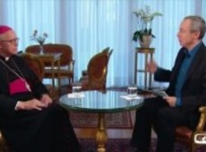 Rundfunk- und Fernsehmoderation: Mit Nuntius Erzbischof Perisset in der Apostolischen Nuntiatur in Berlin Rundfunk- und Fernsehmoderation: Mit Nuntius Erzbischof Perisset in der Apostolischen Nuntiatur in Berlin