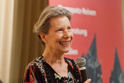 Dr. Elisabeth Lukas auf der 25. Domspatz-Soirée in München