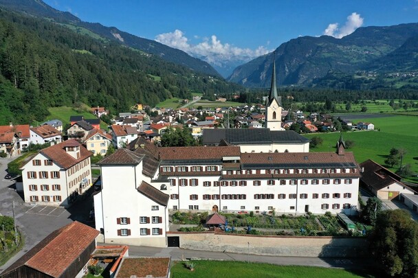 Kloster Cazis in Graubnden - das aktive Kloster der Dominikanerinnen ist ein wunderbarer Ort fr die erste 'seelische Hausapotheke' in der Schweiz