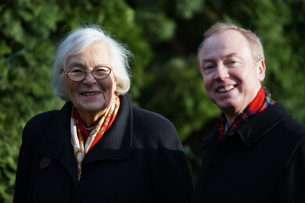 Christa Meves und Michael Ragg nach Abschluss der Fernsehaufnahmen