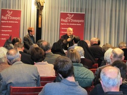 Kurien-Kardinal Dr. Paul Josef Cordes und Michael Ragg auf einer von EWTN aufgezeichneten Domspatz-Soirée in München