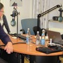 Beim Rundfunk-Vortrag mit Redakteur Dominik Milla im Studio von Radio Horeb (2015)